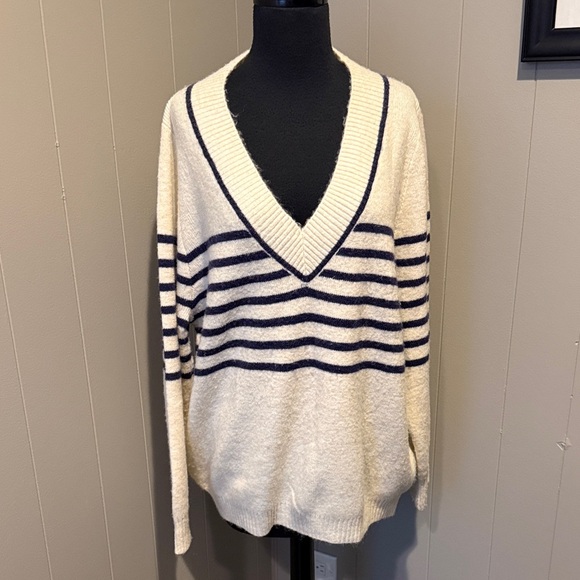 Mango Sweaters - B25 MNG Mango Women Large Cream and Navy Striped V-Neck Sweater Comfy Preppy